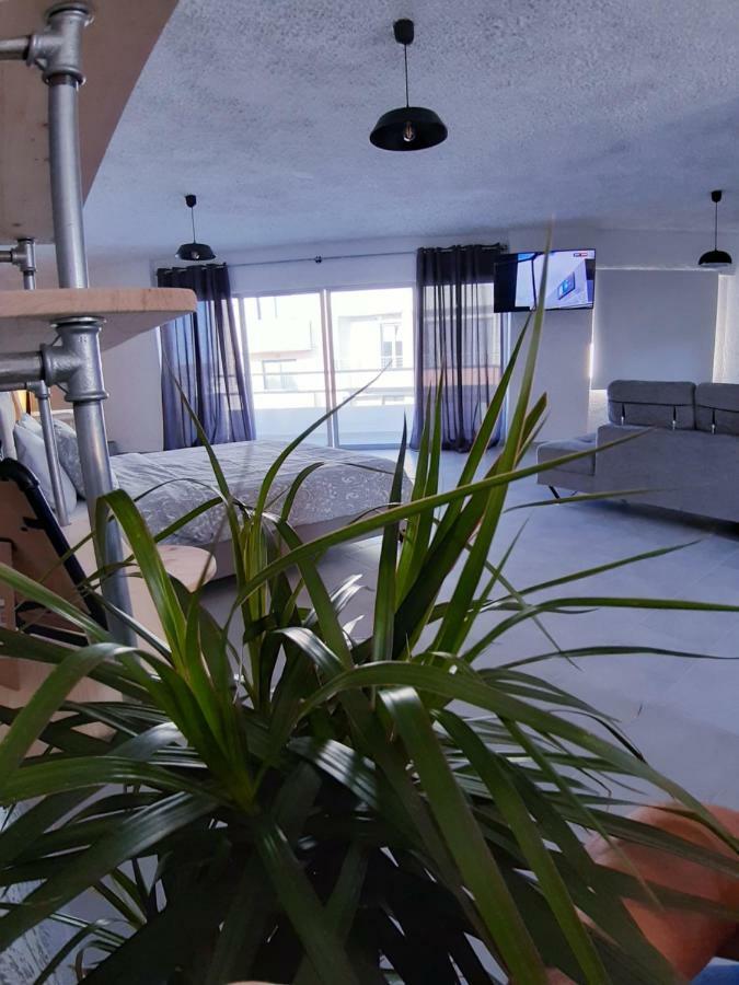 21 Suites Deluxe Stay Near The Airport Markopoulo Mesogaias Bagian luar foto