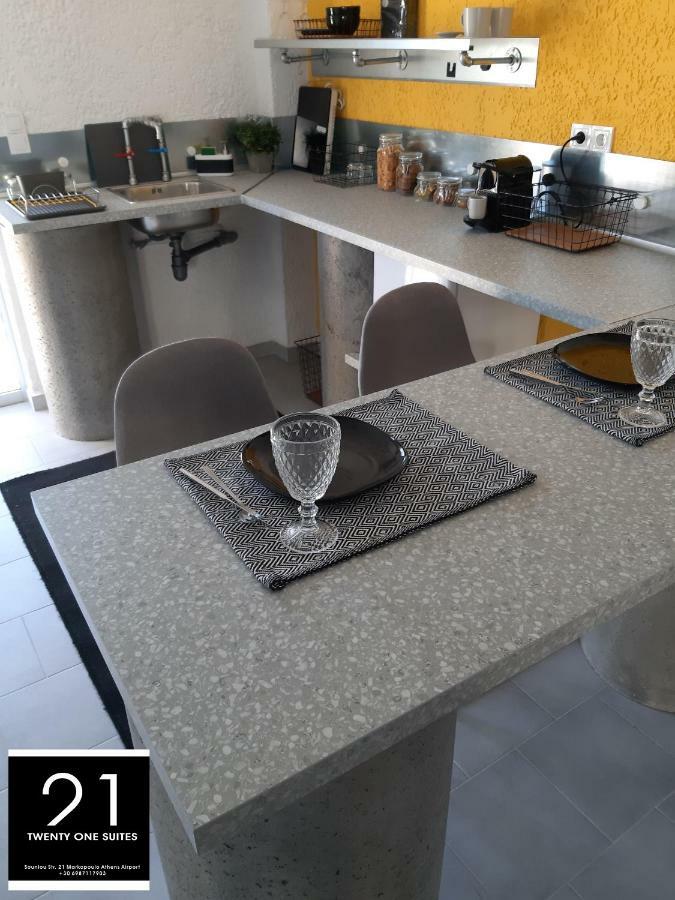 21 Suites Deluxe Stay Near The Airport Markopoulo Mesogaias Bagian luar foto