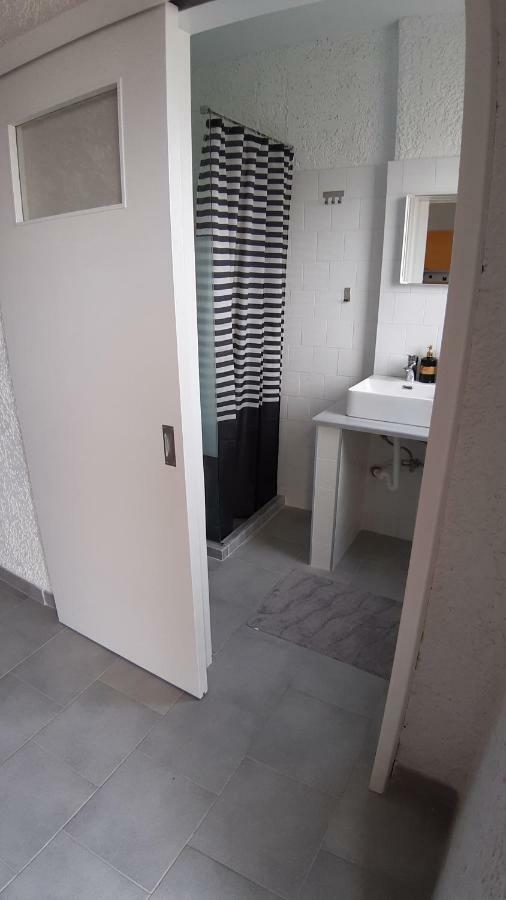21 Suites Deluxe Stay Near The Airport Markopoulo Mesogaias Bagian luar foto